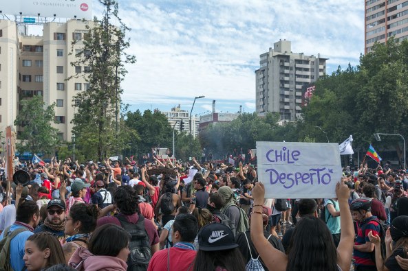 1599px-Protestas_en_Chile_20191022_15